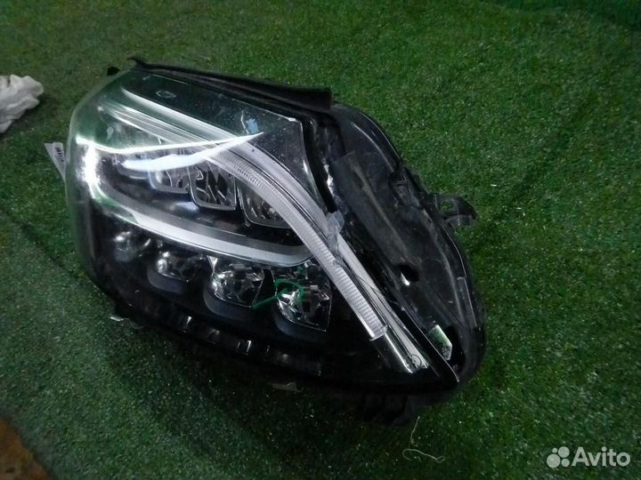 Фара правая Mercedes C w205 (2018-2021) LED