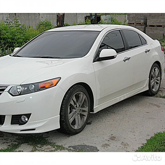 Накладки на пороги Type-S Honda Accord 8