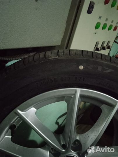 Pirelli Carrier 225/55 R17