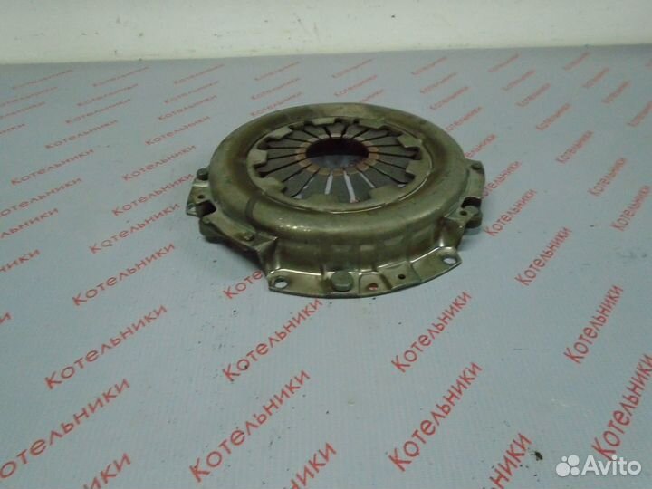 Nissan 30210-2F000 Корзина сцепления