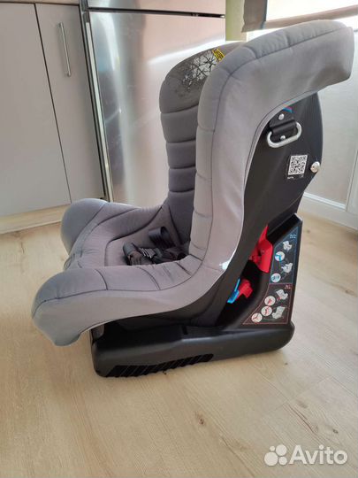 Автокресло chicco cosmos