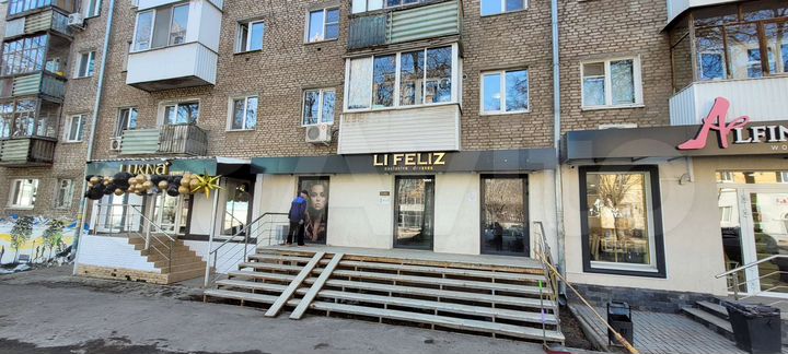 Центр, 30 м² с арендатором, 1 этаж