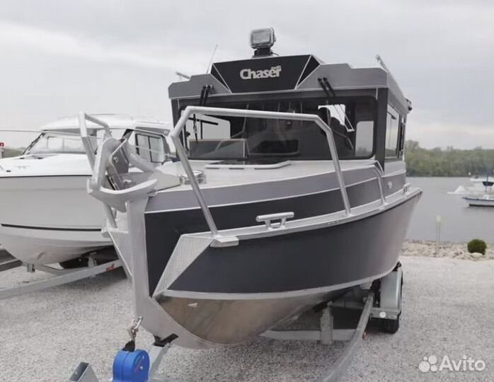 Продаю алюминиевый катер с туалетом и каютой