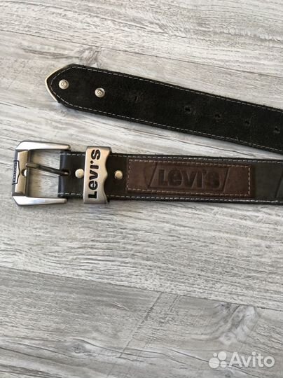 Кожаный ремень Levis 95см