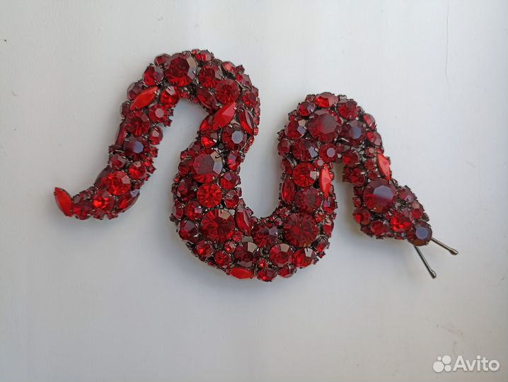 Винтажные украшения. Листайте