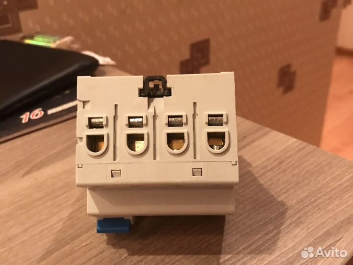 Узо abb f204 Ac