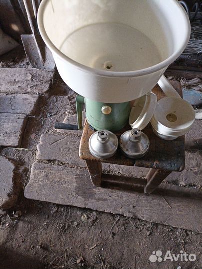 Сепаратор для молока ручной новый