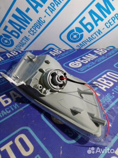 Габарит передний левый Toyota Corona Premio 96-98