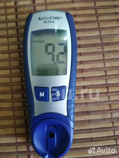Глюкометр Акку Чек Актив