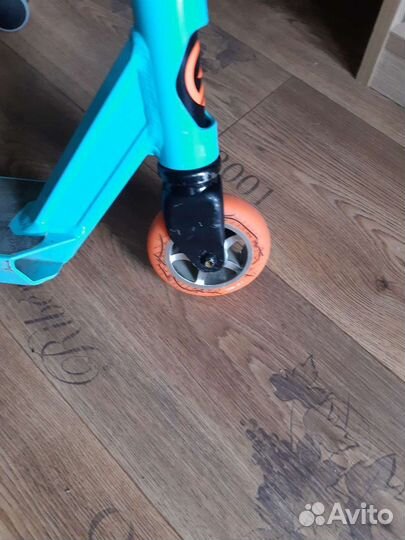 Трюковой самокат oxelo