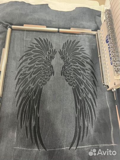 Машинная вышивка на одежде