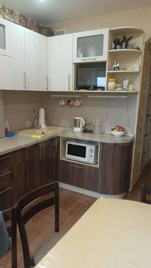 2-к. квартира, 52 м², 4/9 эт.