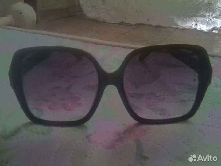 Солнцезащитные очки