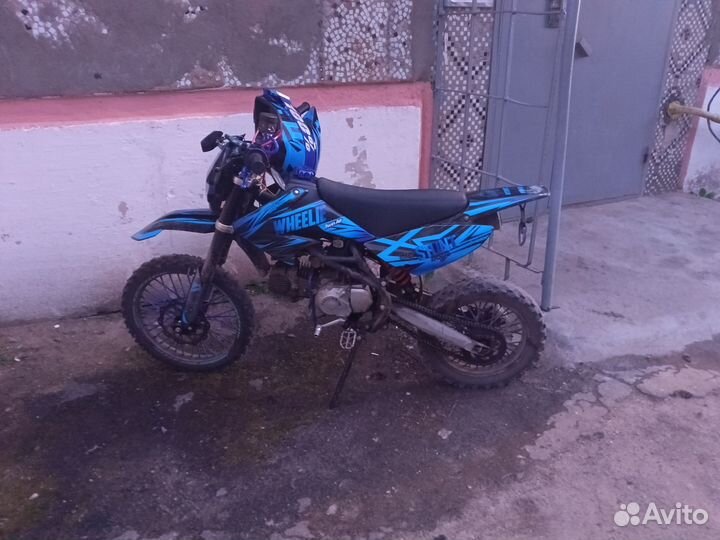 Regulmoto seven medalist 150E