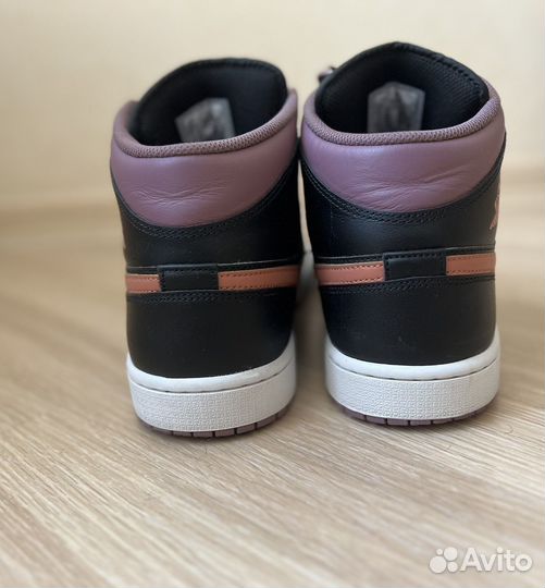 Кроссовки Air jordan 1 mid 44,5