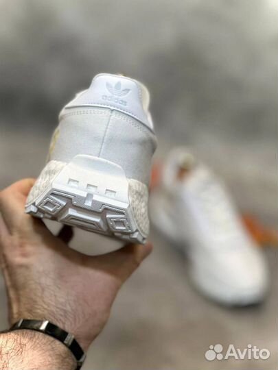 Adidas retropy E5 белые разм. 41