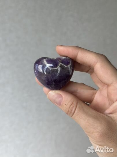 Натуральный аметист 60 грамм