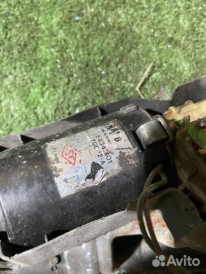 Трапеция дворников фиат типо 160 с дефектом