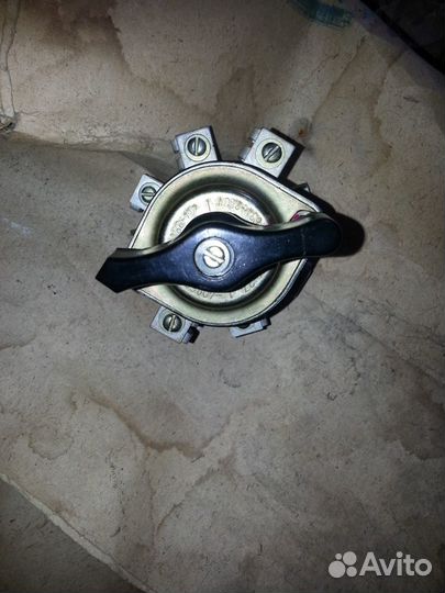 Выключатель пакетный пвп14-27 новый