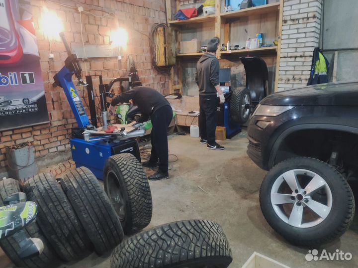 Автосервис. сто. Шиномонтаж