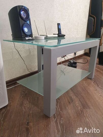 Журнальный столик стеклянный