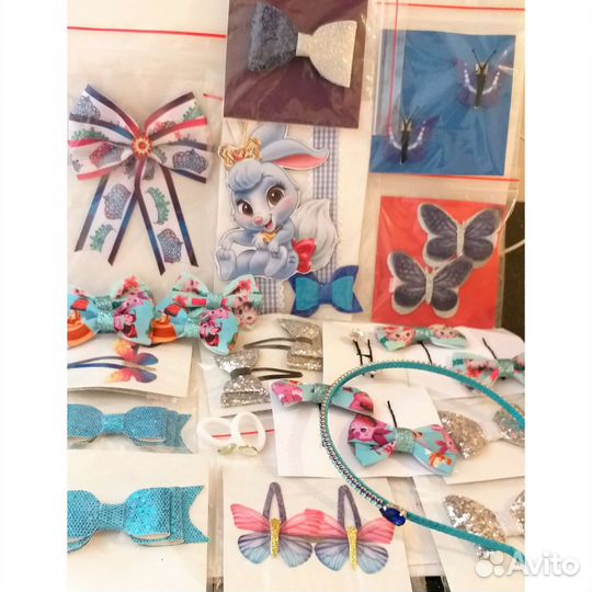 Подарочный набор с украшениями для волос