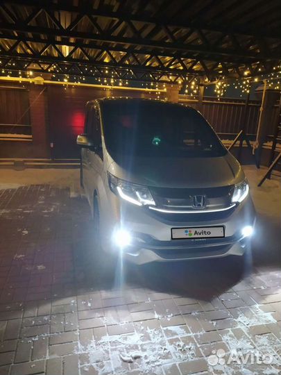 Honda Stepwgn 1.5 CVT, 2015, 91 000 км