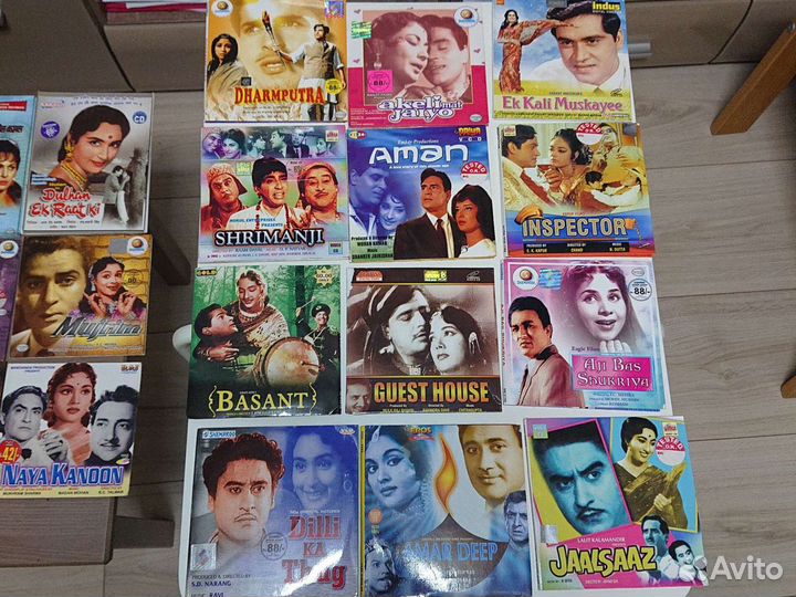 Коллекция видео дисков Индия