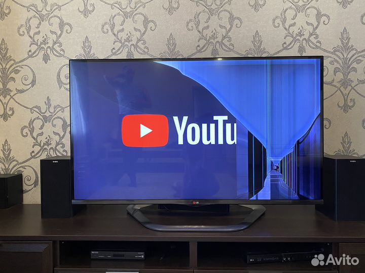 Продается телевизор на запчасти 55 диагональ