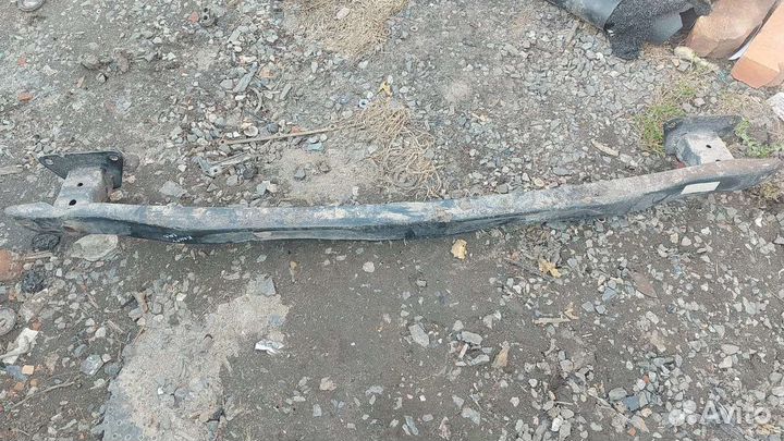 Renault kangoo 2 усилитель заднего бампера