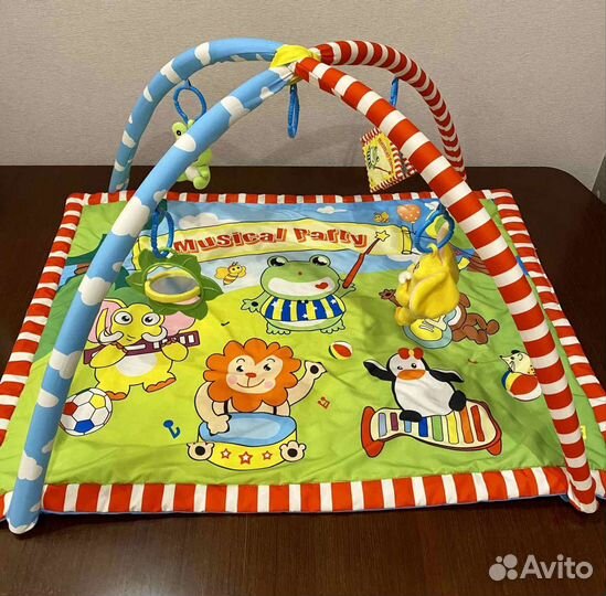 Развивающий коврик