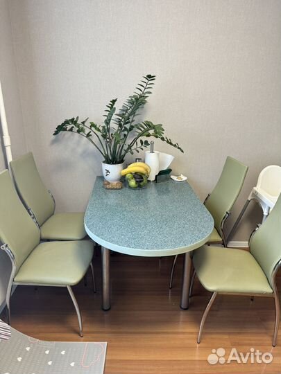 Кухонные стулья бу 4 шт