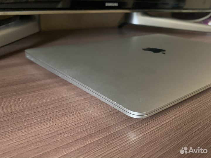 MacBook Air 13 2020 i5 512gb