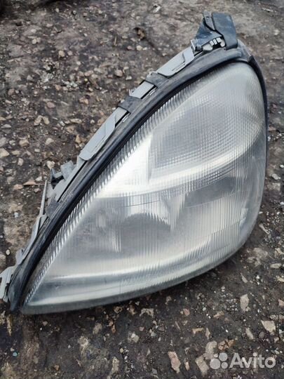 Mercedes w168 фара левая