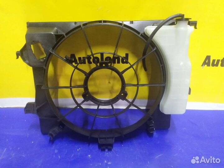 Диффузор радиатора на solaris, rio 3