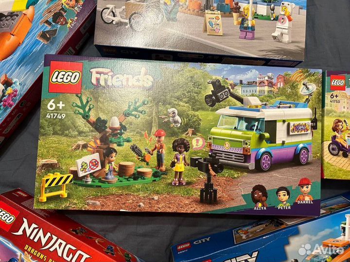 Lego Friends Фургон редакции новостей 41749