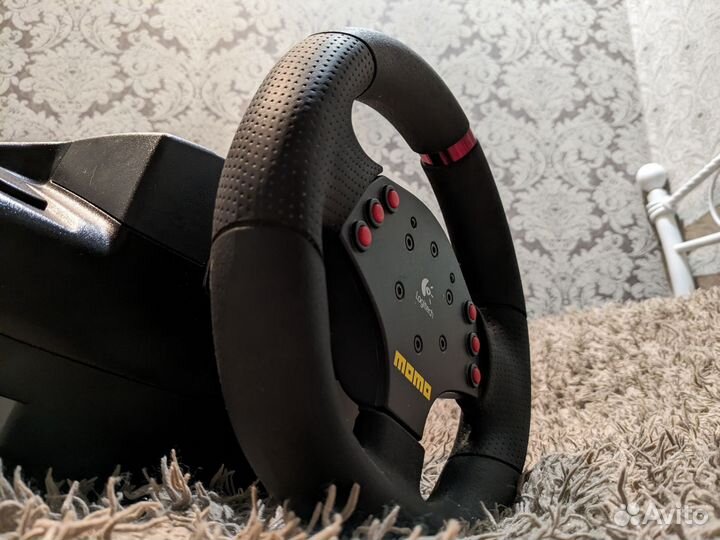 Logitech momo racing