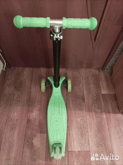 Самокат детский трехколесный светящиеся колеса