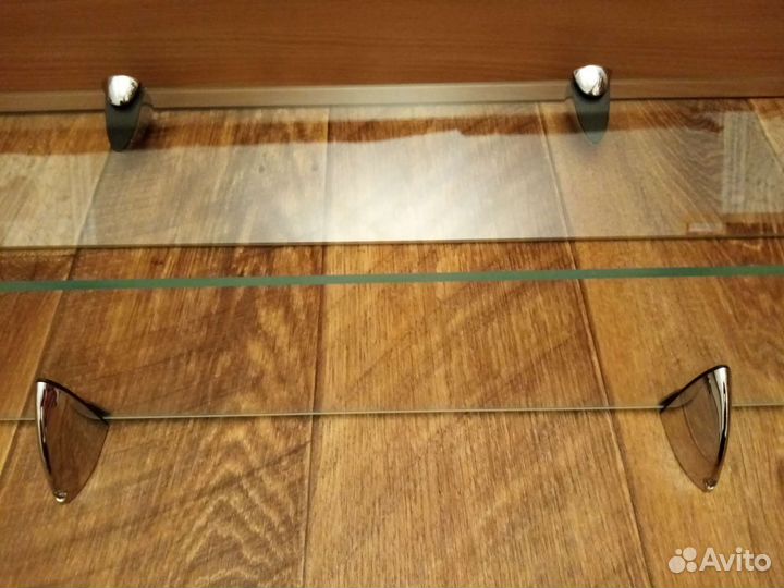 Стеклянные полки