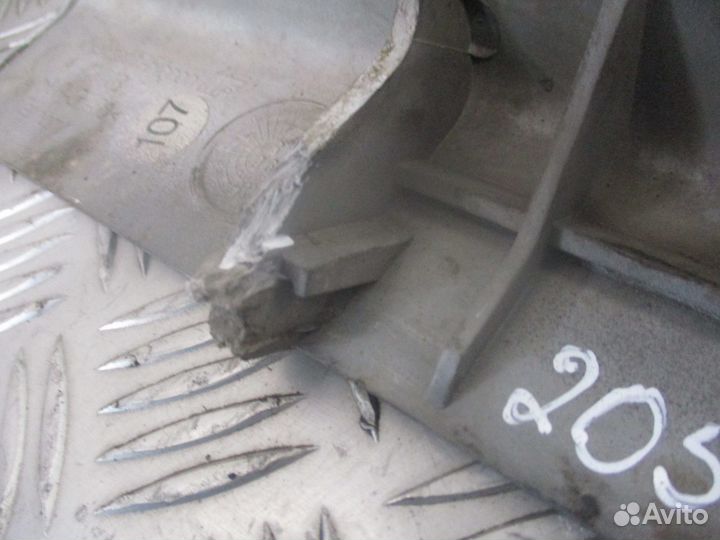 Накладка бампера Mercedes-Benz A9438850426