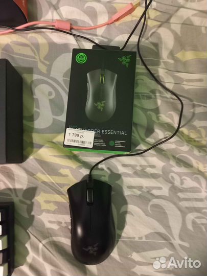 2 клавиатуры ZET + 1 мышь Razer вместе