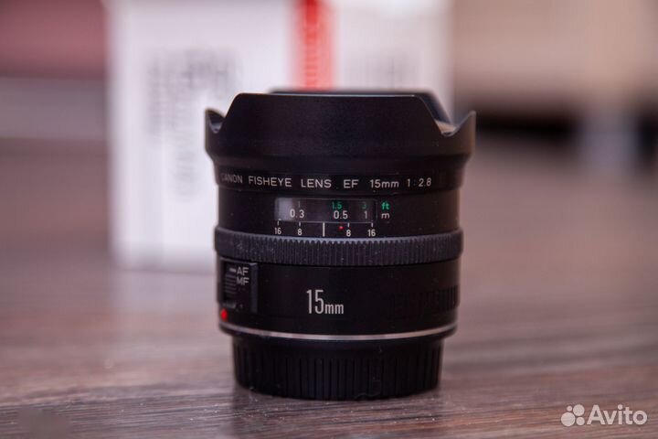 Объектив Canon EF 15mm f/2.8 Fisheye