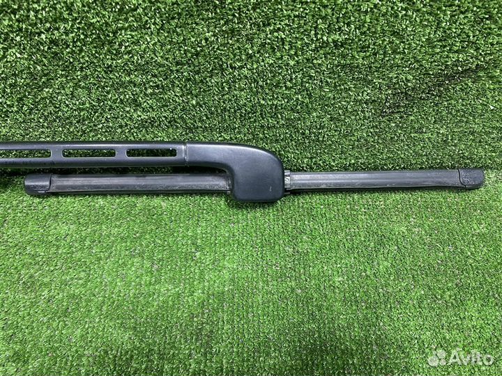 Поводок стеклоочистителя BMW E92/E93 3-serie 200