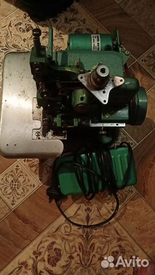 Оверлок для швейной машины