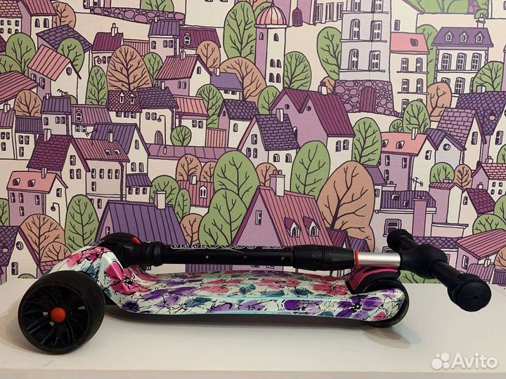 Самокат детский трехколесный