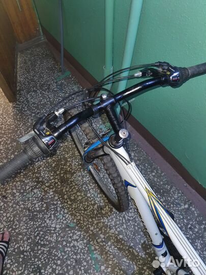 Алюминиевый велосипед Forward Apache 885