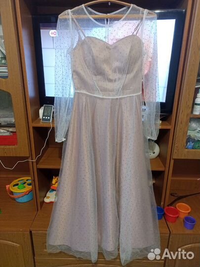 Вечернее платье