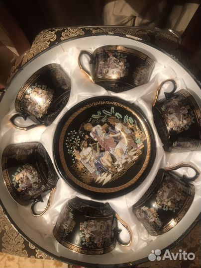 Форфоровый чайный сервиз на 6 персон
