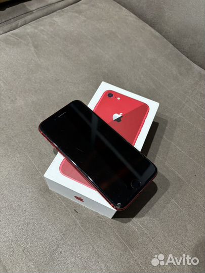 iPhone 8, 64 ГБ