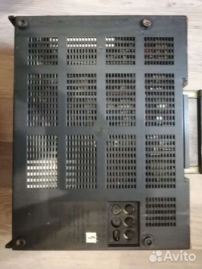 Катушечный магнитофон